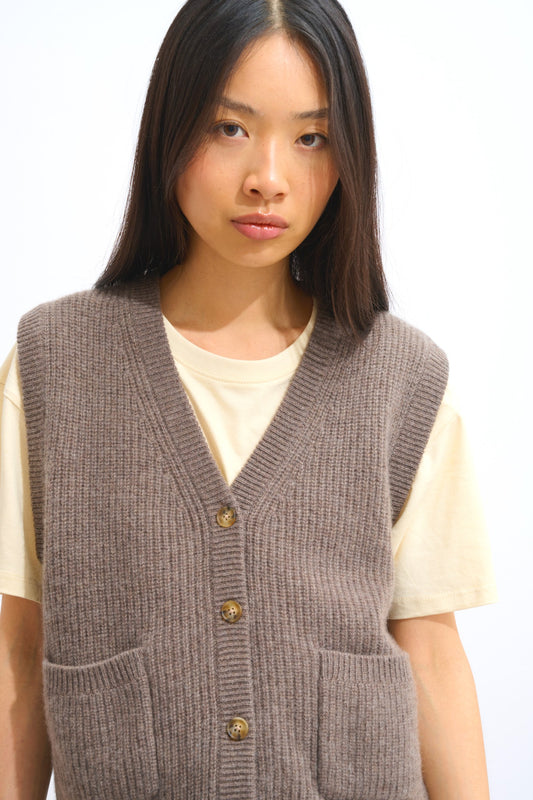 rosavia cardigan col v sans manches 4 fils taupe chiné 100% cachemire