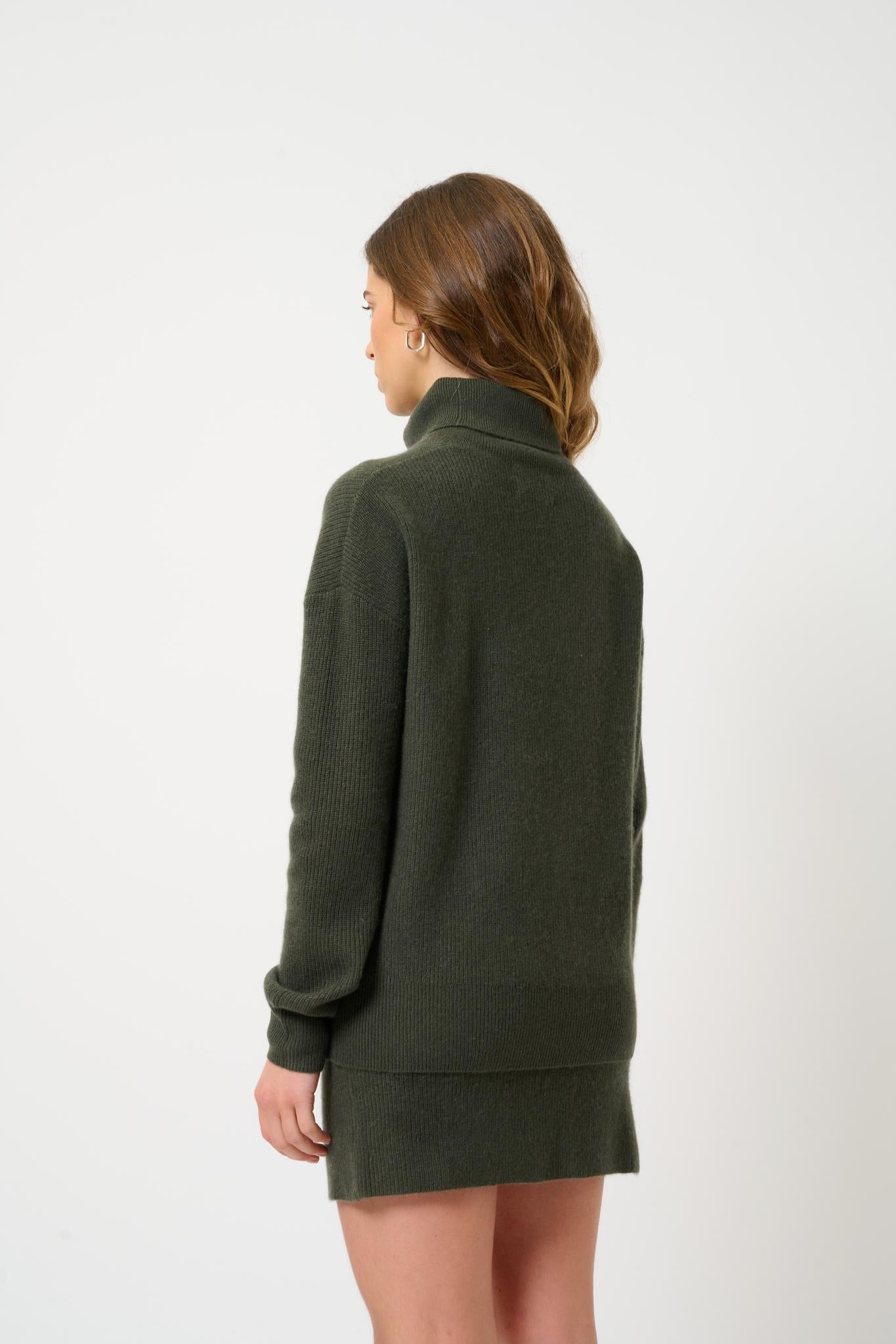 ROXANE khaki turtleneck sweater 100% cashmere