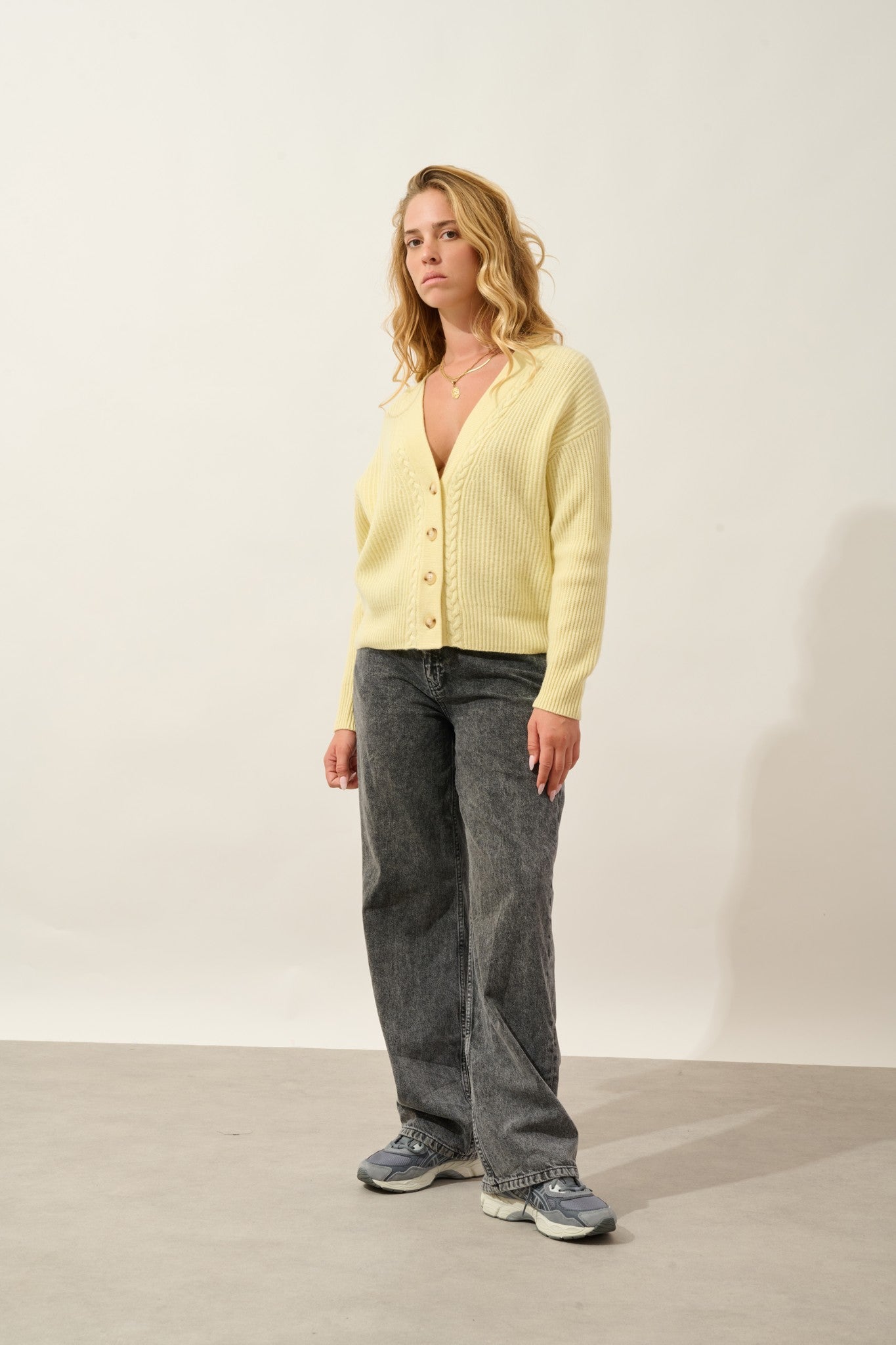 selena cardigan col v 4 fils limonade 100% cachemire