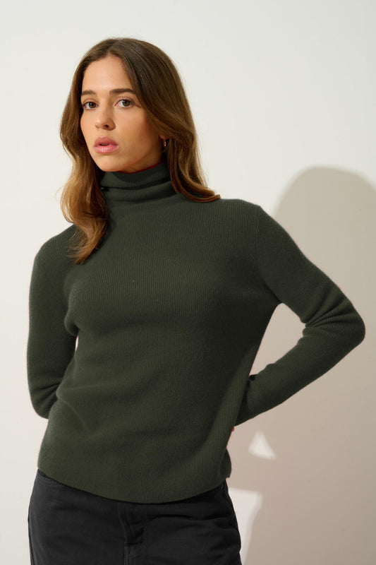 SUZIE khaki turtleneck sweater 100% cashmere