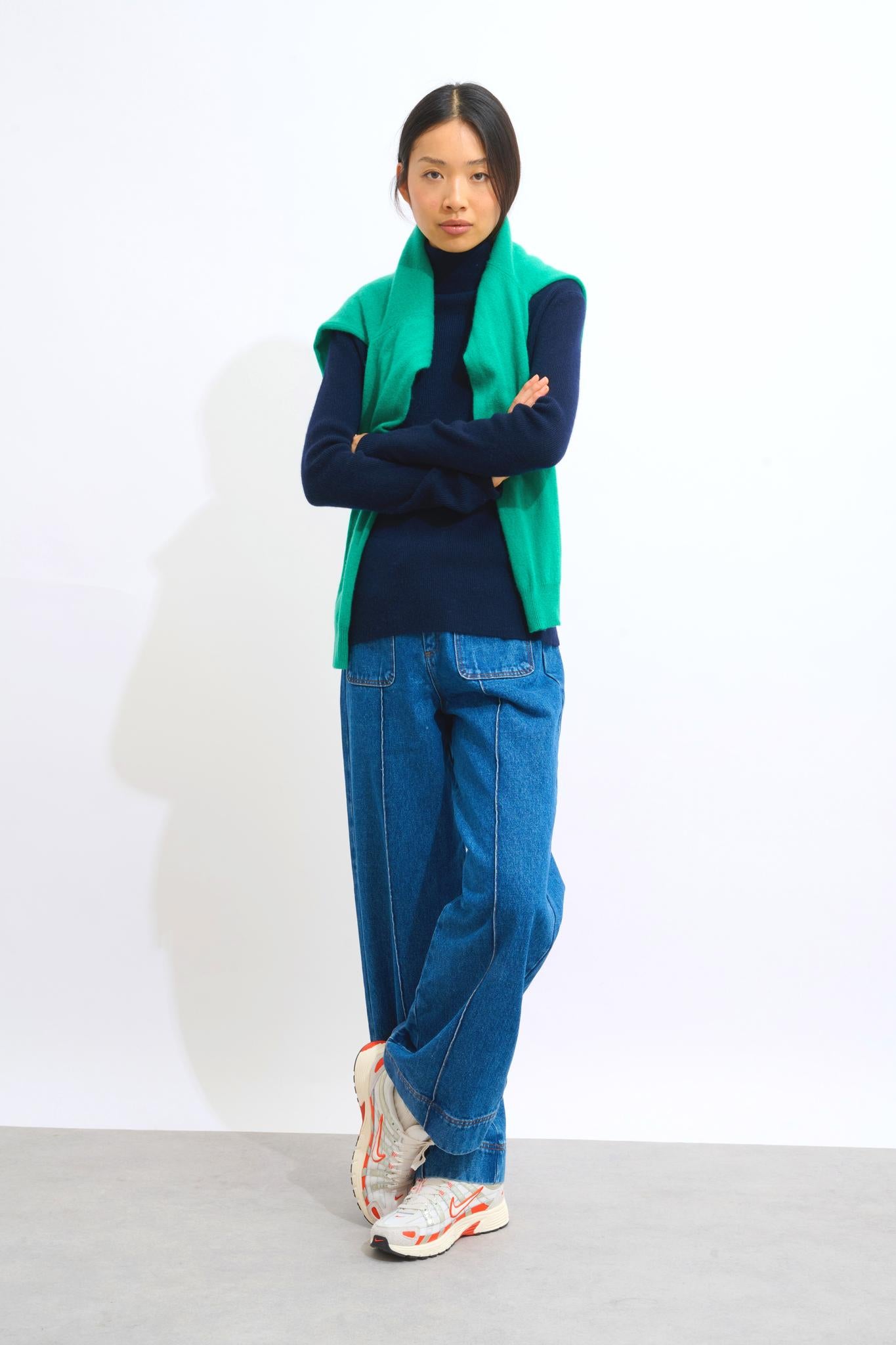 SUZIE navy turtleneck sweater 100% cashmere