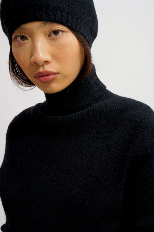 SUZIE pull col roulé noir 100% cachemire