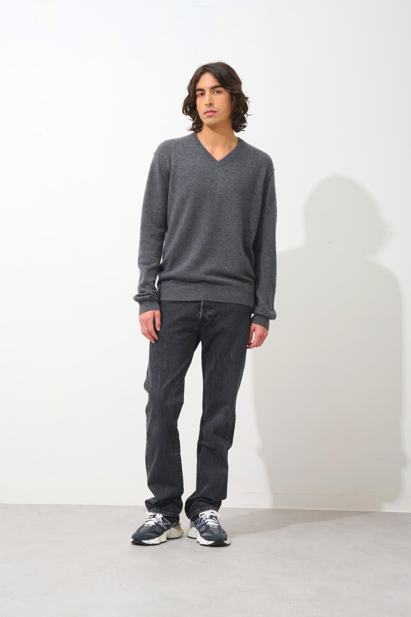 TIMEO Pullover mit V-Ausschnitt anthrazit meliert 100% Kaschmir