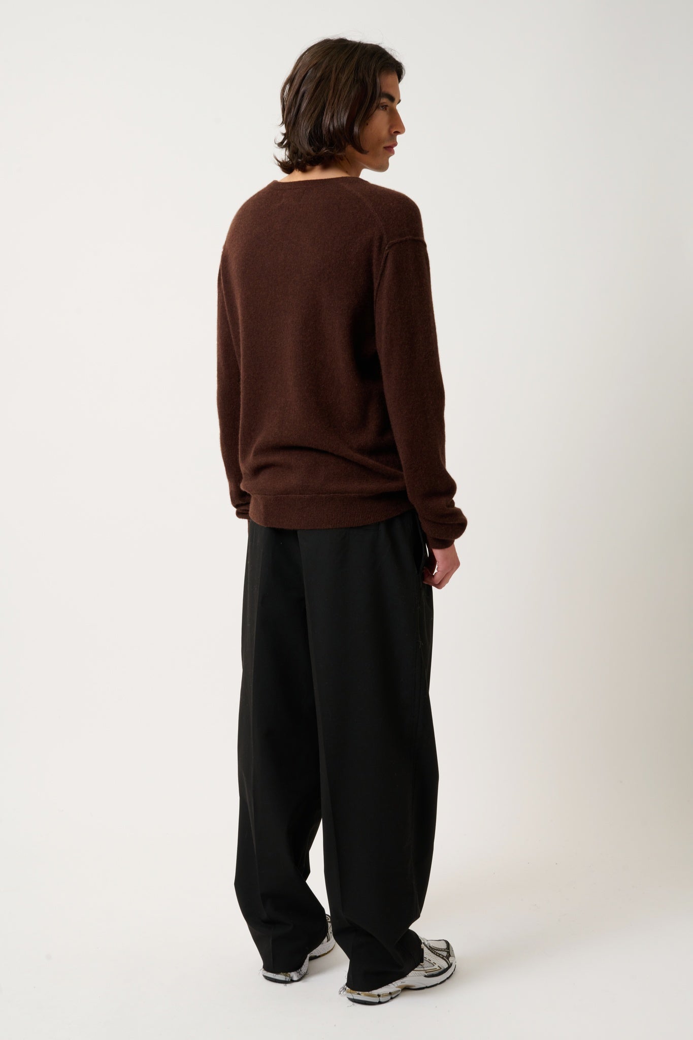 TIMEO coffee v-neck sweater 100% cashmere