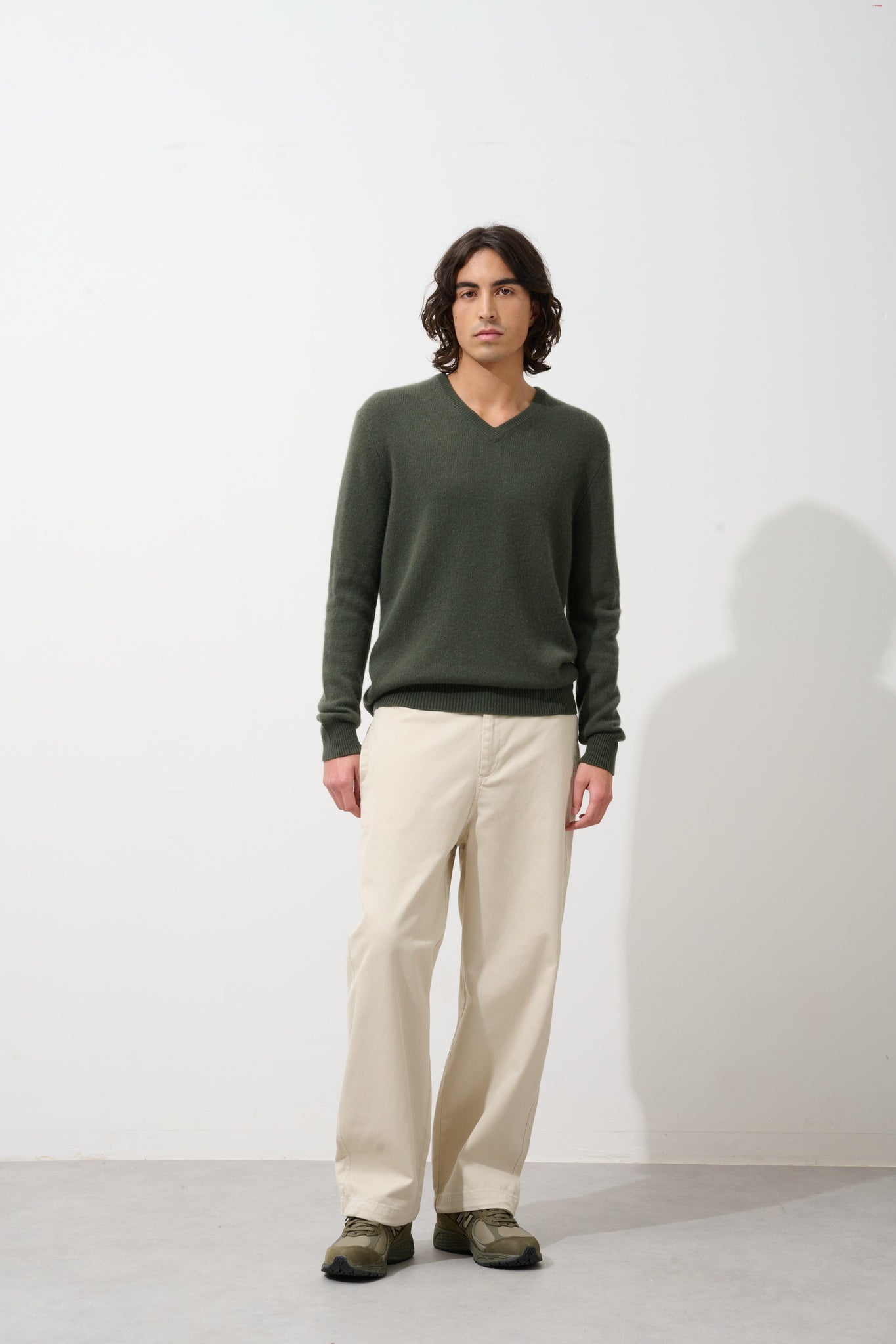 VICTOR pull col v 4 fils kaki 100% cachemire