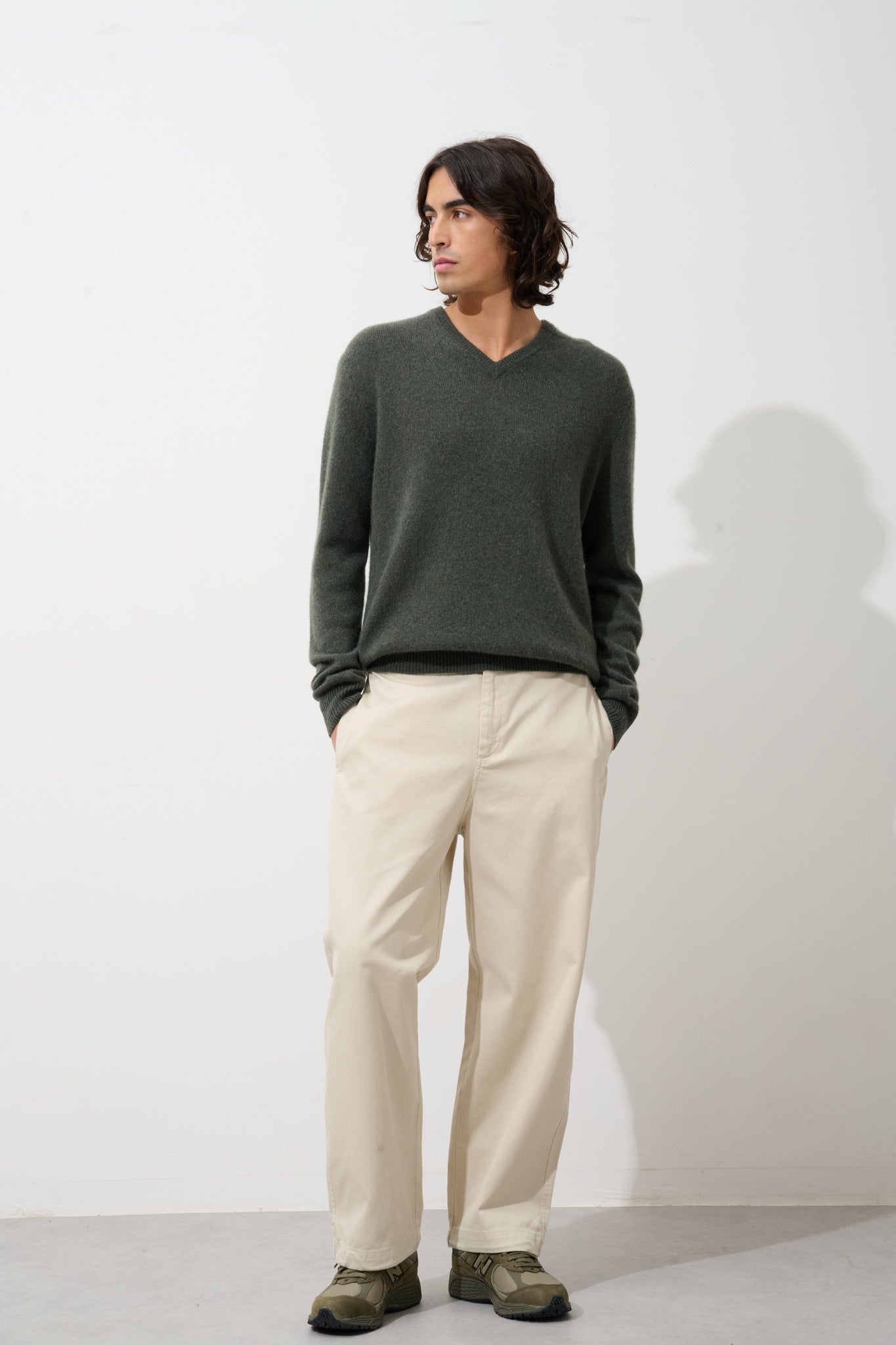 VICTOR pull col v 4 fils kaki chiné 100% cachemire