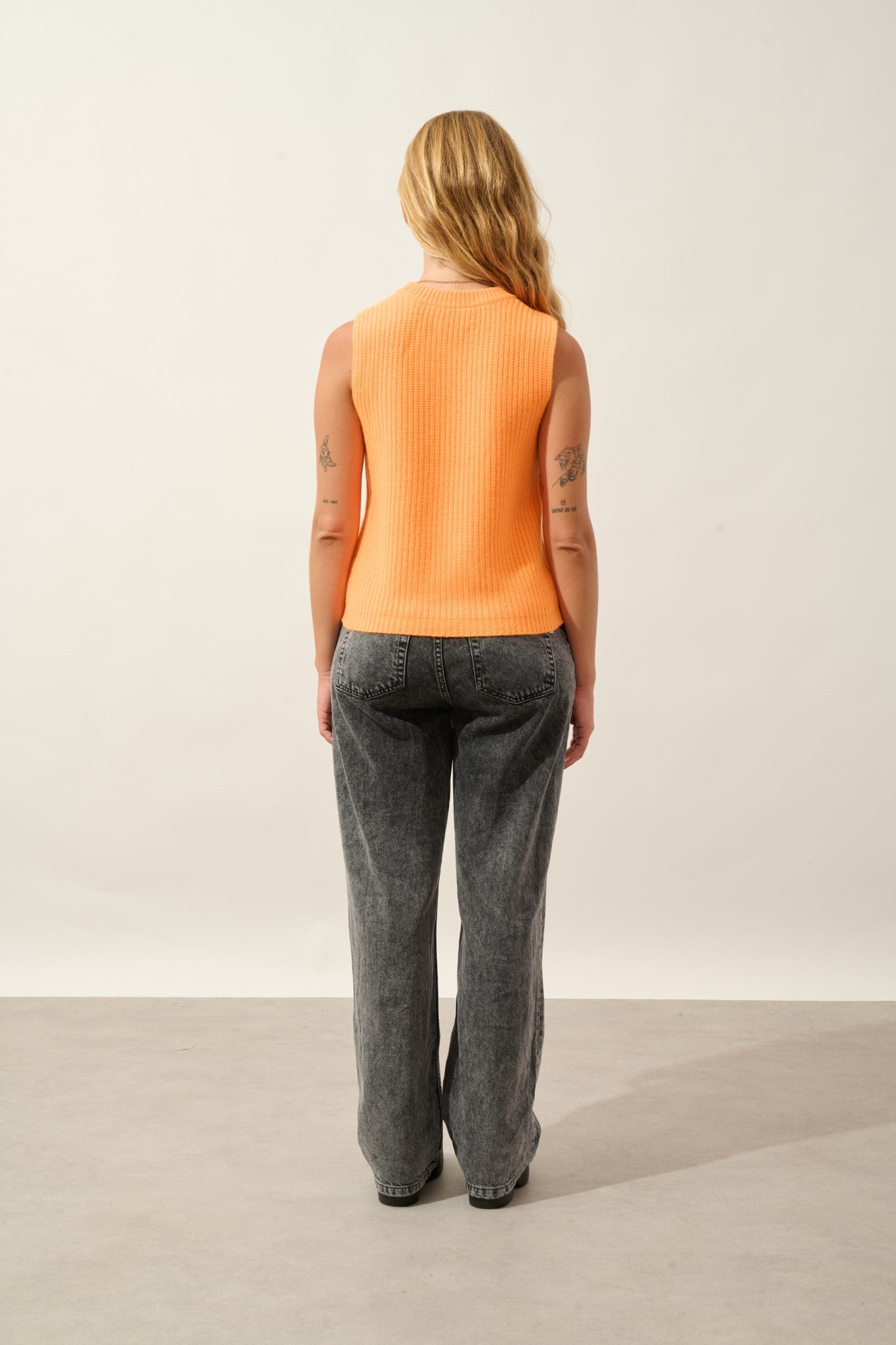 zyraen débardeur col rond 6 fils mandarine fluo 100% cachemire