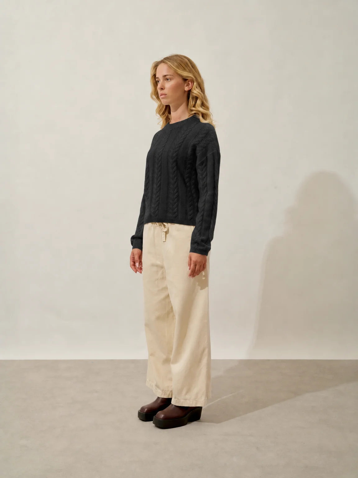 ASTRID Pull Col Rond 6 Fils Noir