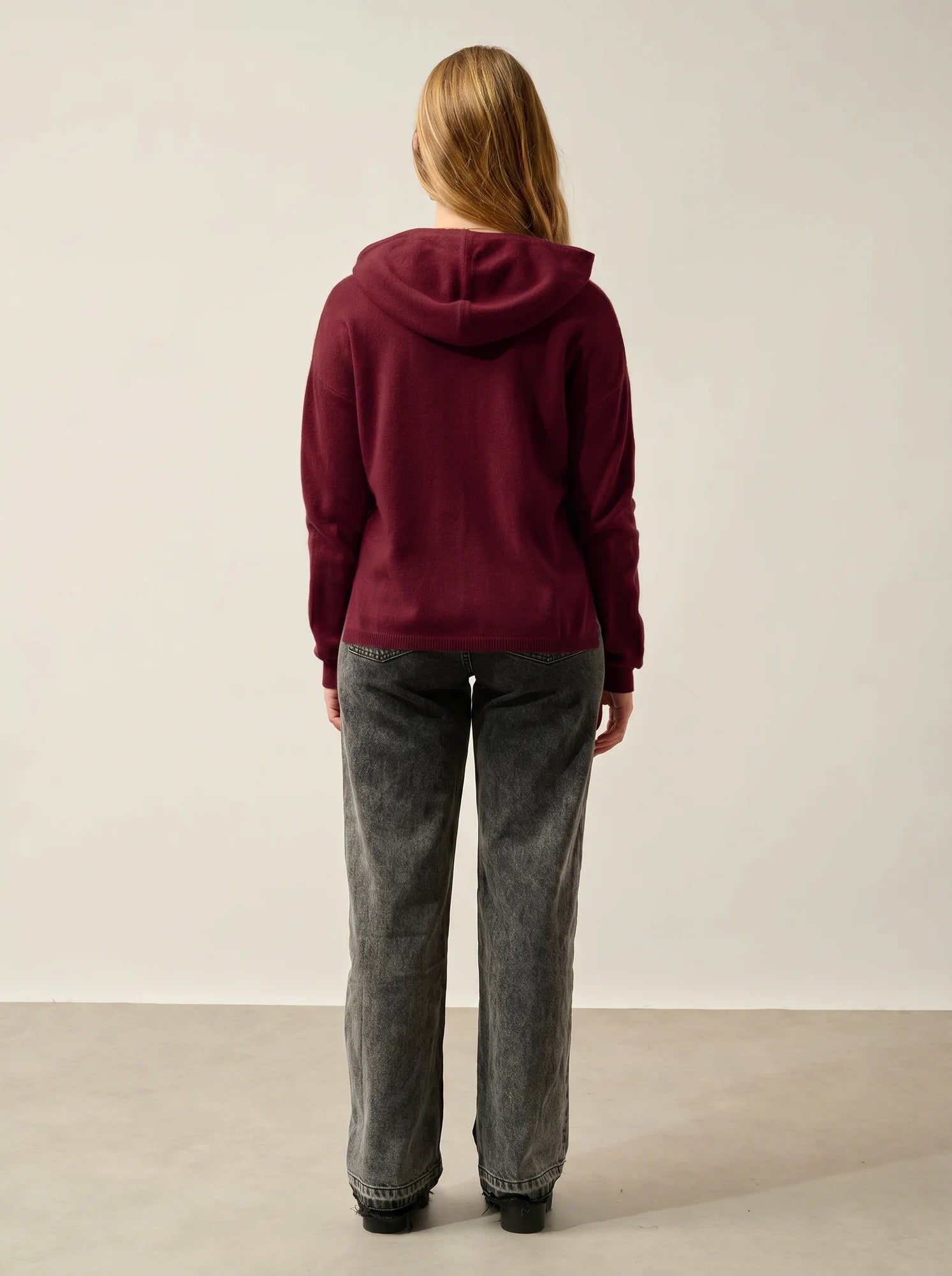 DORTE Pull Capuche Bordeaux
