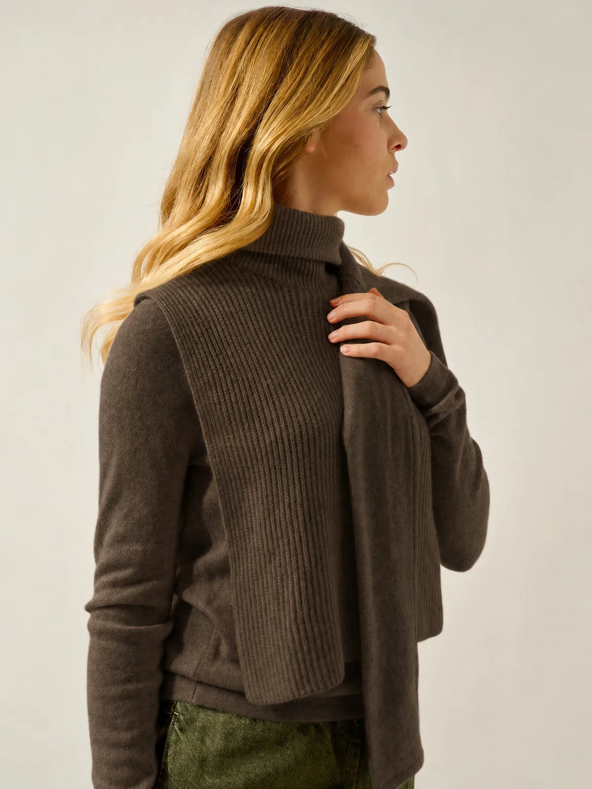 SIV Poncho Ouvert Col Roulé 4 Fils Choco