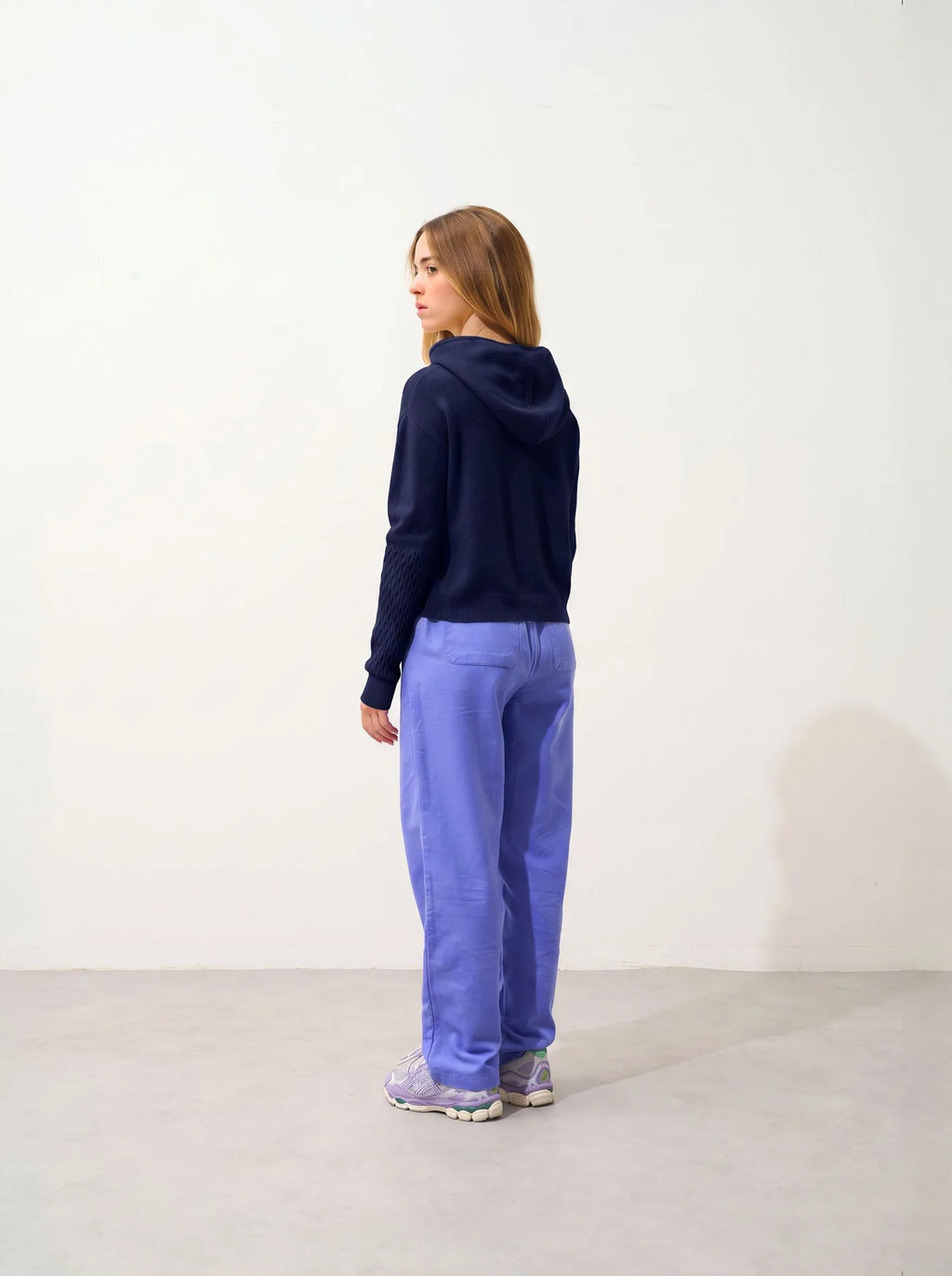 ELOWEN Pull Capuche Bleu Marine