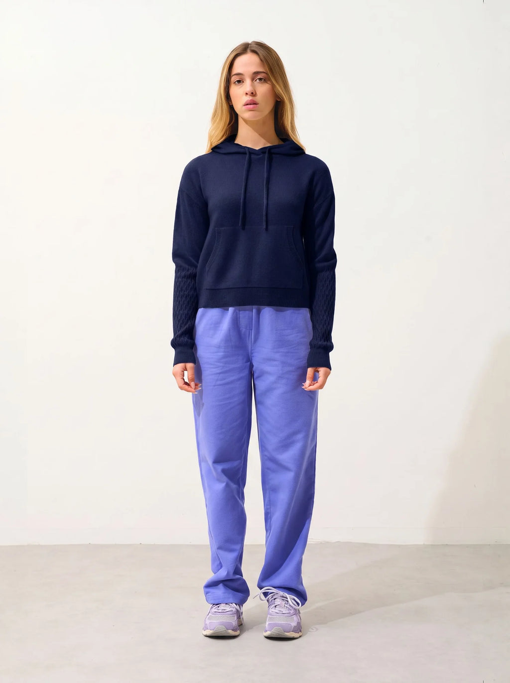 ELOWEN Pull Capuche Bleu Marine