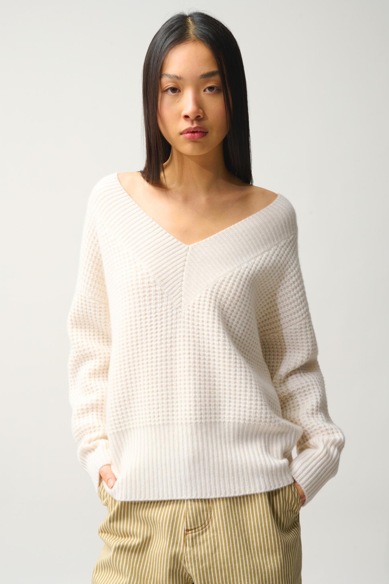 ALPANDE pull col v 8 fils neige 100% cachemire