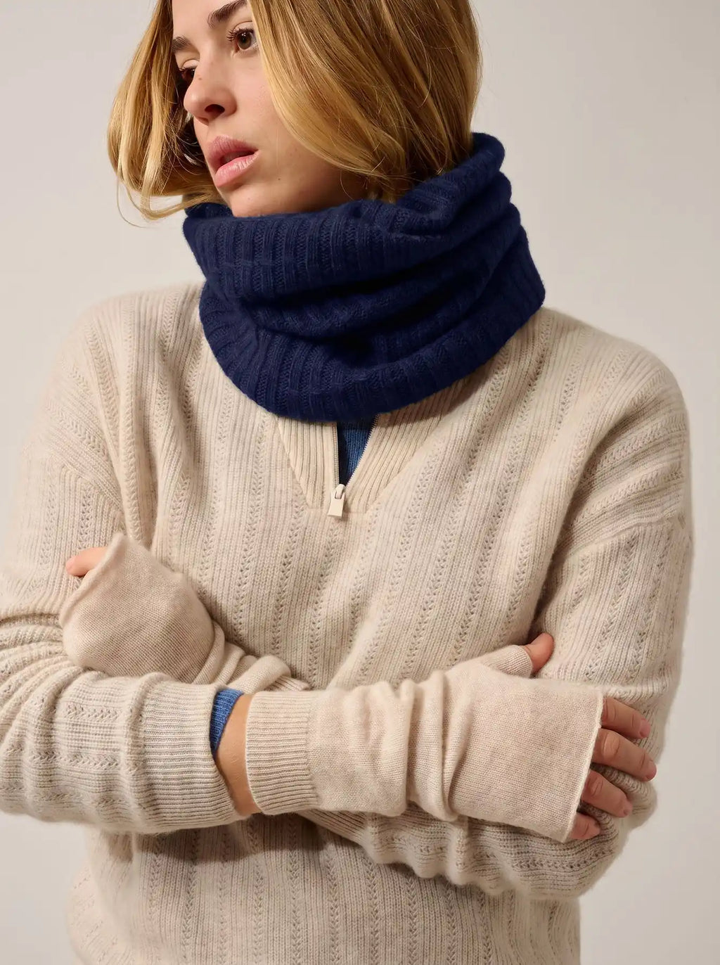 FLORIAN Tour de Cou 6 Fils Bleu Marine