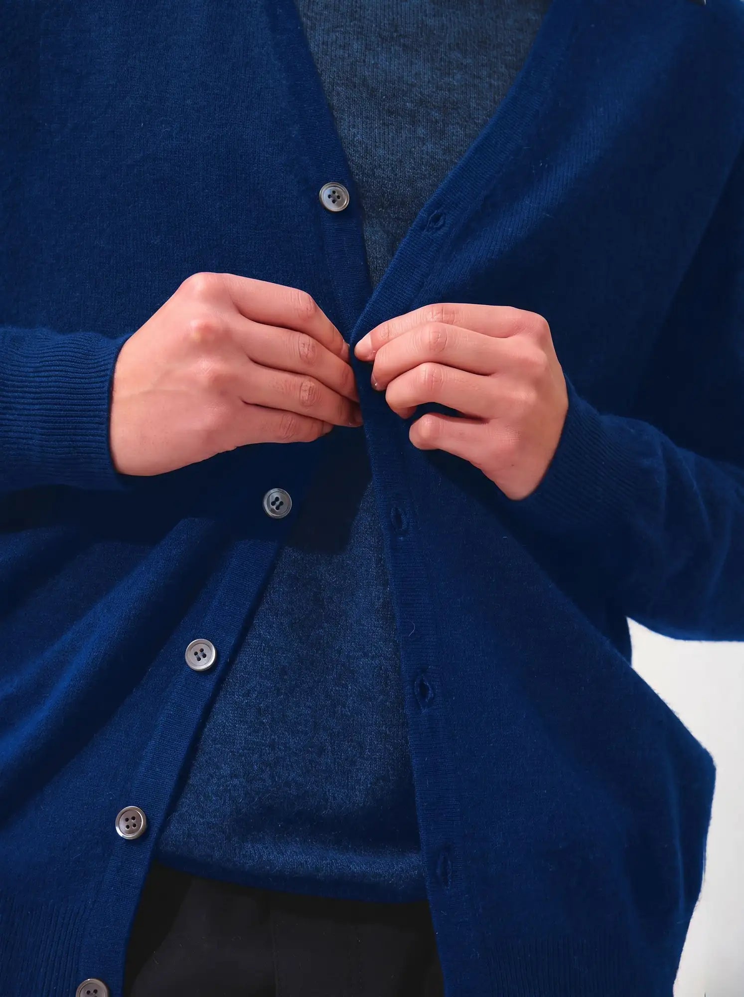 PIPA Cardigan Col V Outremer
