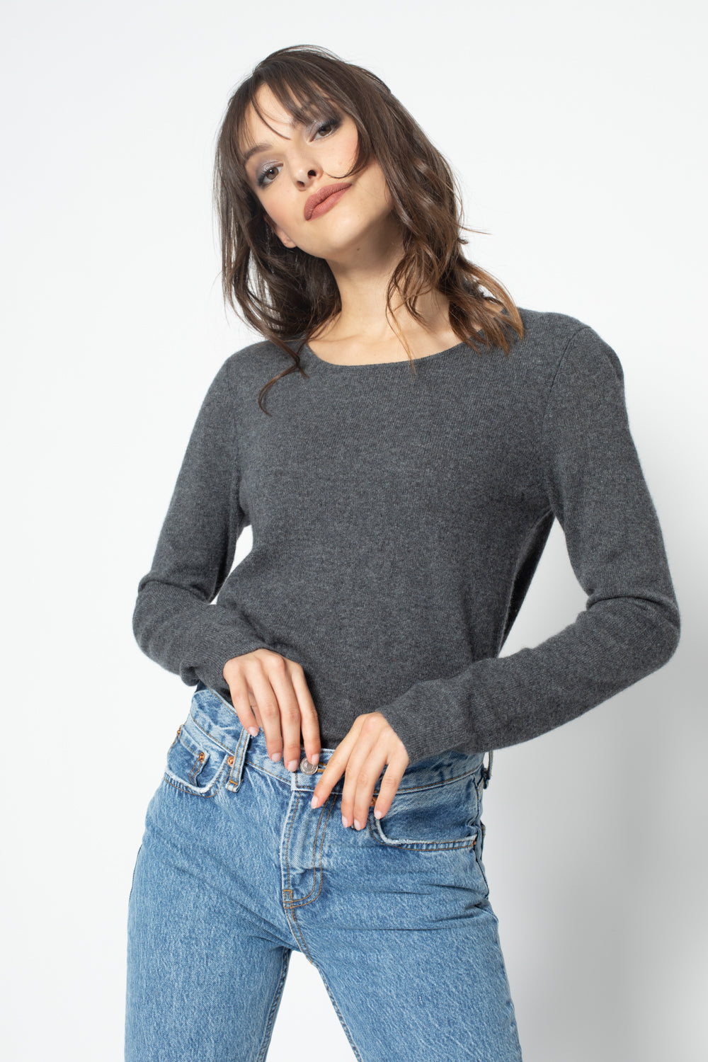 Pull Col Rond Ajuste EPENA Gris Fonce, en cachemire