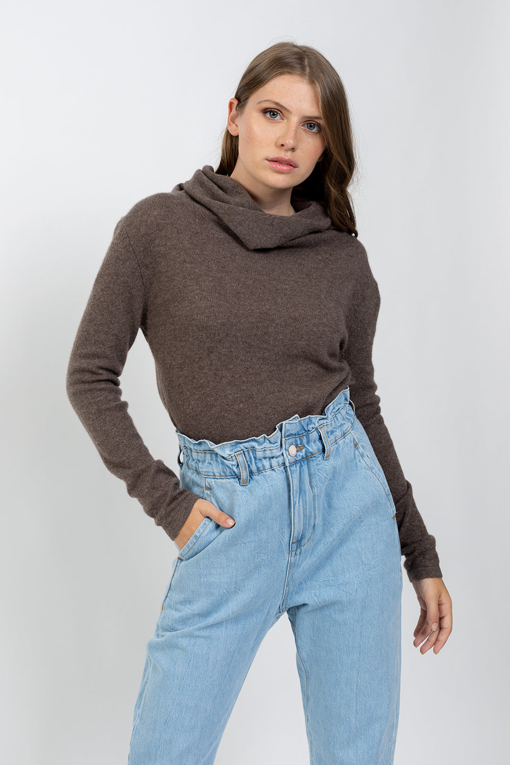 CHEVIOT pull col loose taupe en cachemire