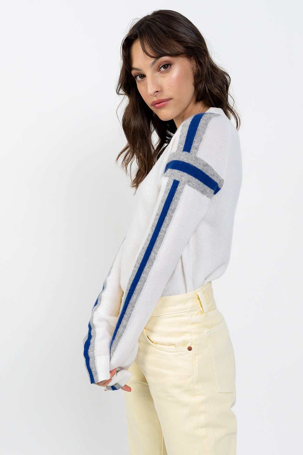 EMMY pull col rond manches raglan tricolore en cachemire